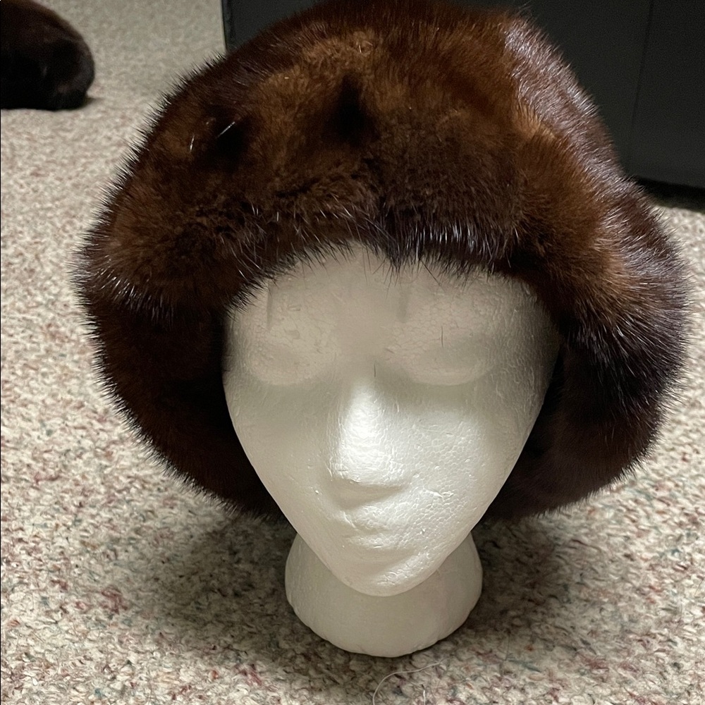 Vintage 40s/50s mink authentic Fur Hat- stunning condition